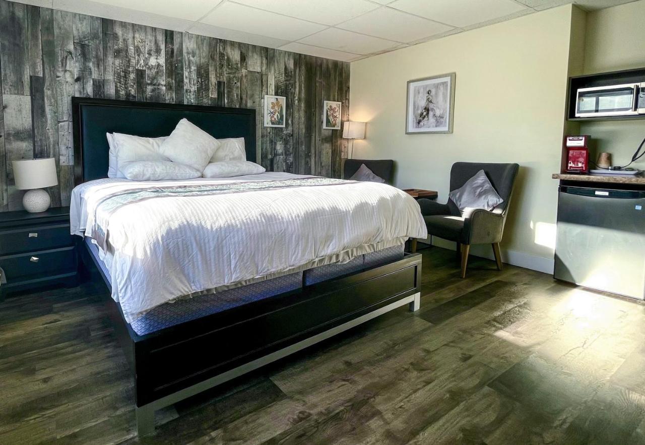 7 Day'S Hotel Lamont Extérieur photo